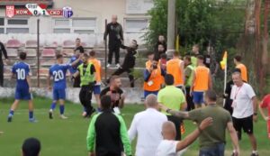 Инцидент во Гевгелија, фудбалер на Скопје погоден од трибините
