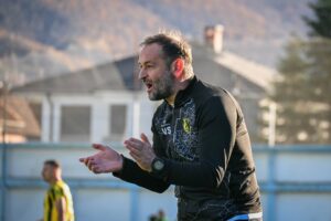 МАКФУДБАЛ ТРЕНЕР НА КОЛОТО: Вилдан Салиу